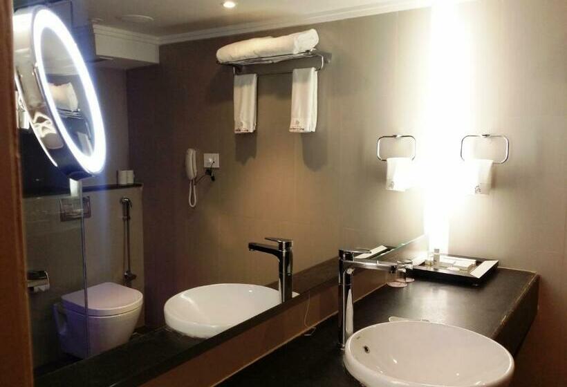 デラックスルーム, Oxina Lygon