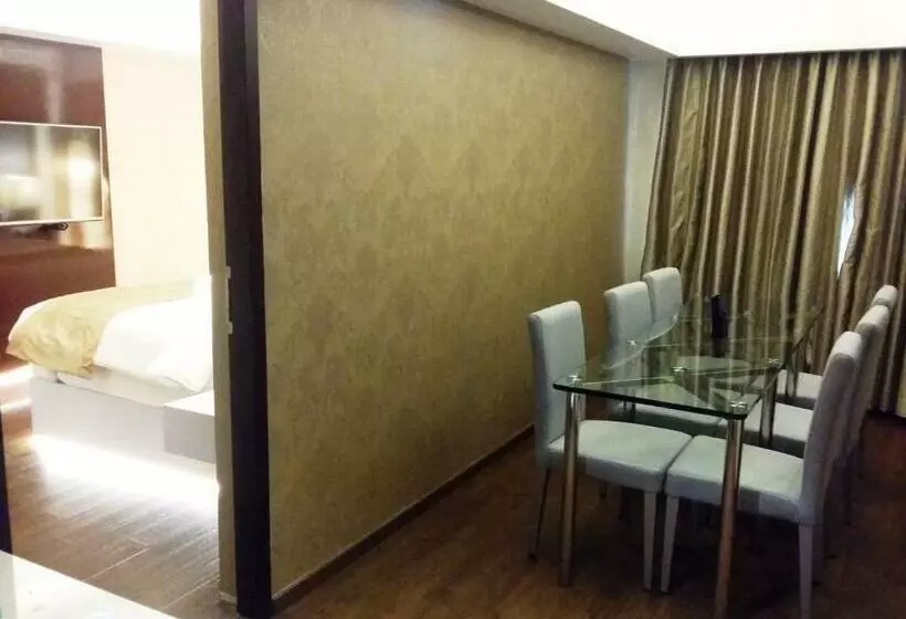Deluxe-huone, Oxina Lygon