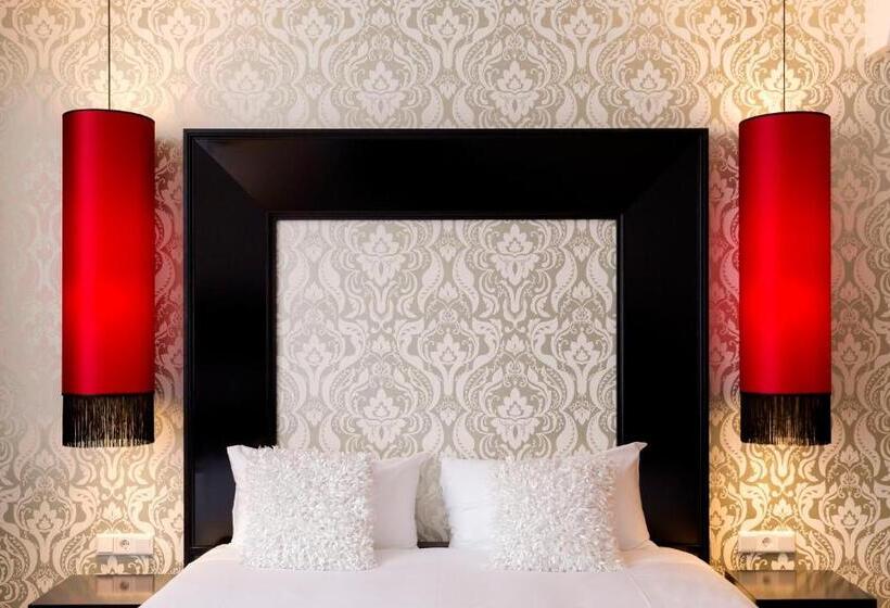 اتاق استاندارد با تخت بزرگ, Le Theatre