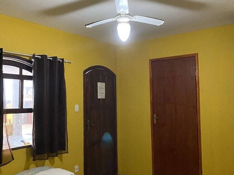 标准三人间, Pousada Pratagy