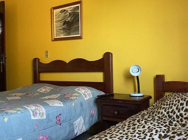 标准三人间, Pousada Pratagy