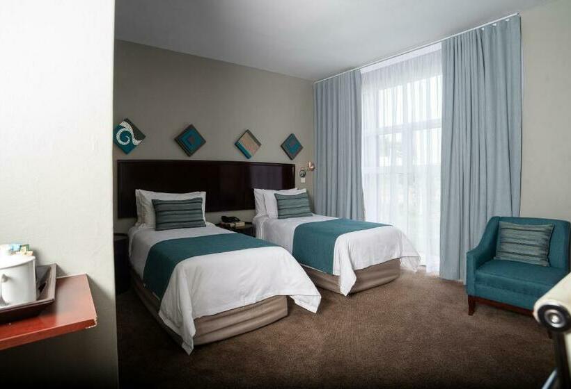 Номер Стандарт, Tlotlo Hotel And Conference Center