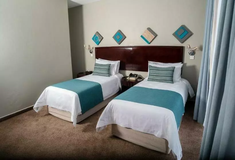 اتاق استاندارد, Tlotlo Hotel And Conference Center