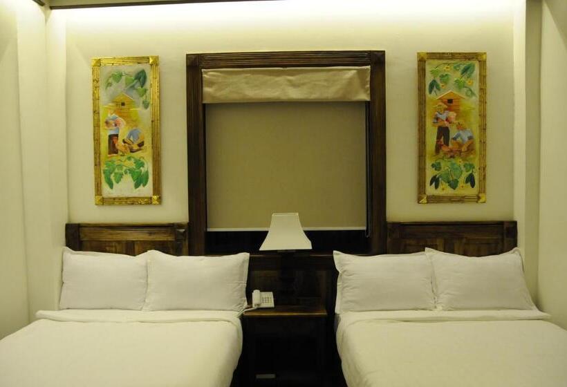 اتاق لوکس, Veneto De Vigan