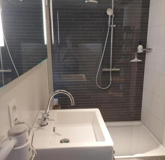 스탠다드 룸, La Chambre Et Le Studio Du Château Du Golf De Bernalmont