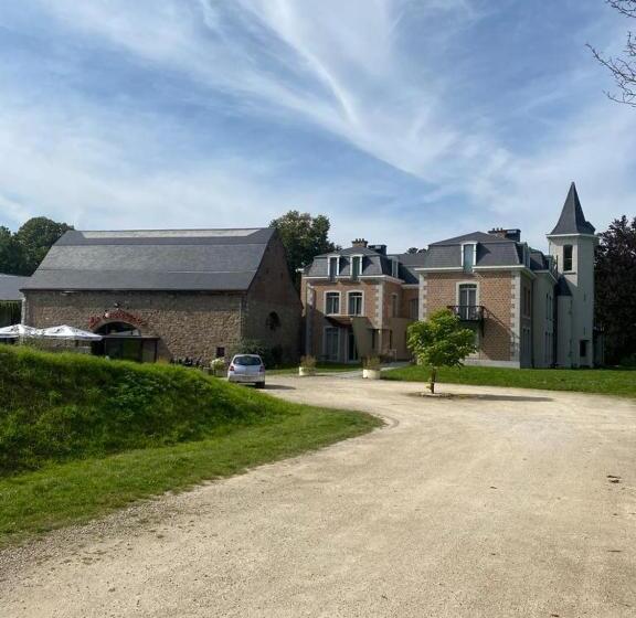 스탠다드 스튜디오 정원 전망, La Chambre Et Le Studio Du Château Du Golf De Bernalmont