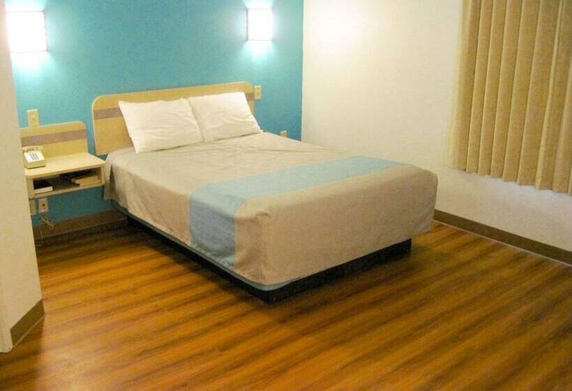 غرفة قياسية لذوى الاحتياجات الخاصة, Motel 6 Avoca, Ia