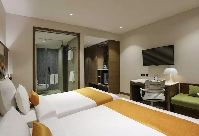 エクゼクティブルーム, Novotel Guwahati Gs Road
