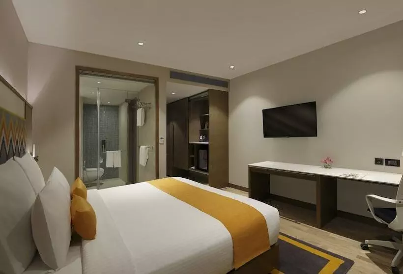 スーペリアールーム, Novotel Guwahati Gs Road