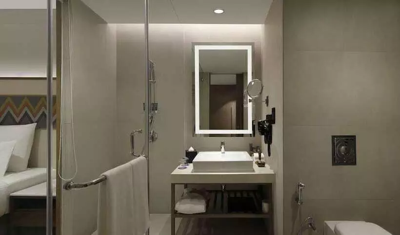 スーペリアールーム, Novotel Guwahati Gs Road