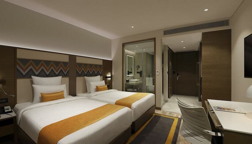 اتاق سوپریور, Novotel Guwahati Gs Road