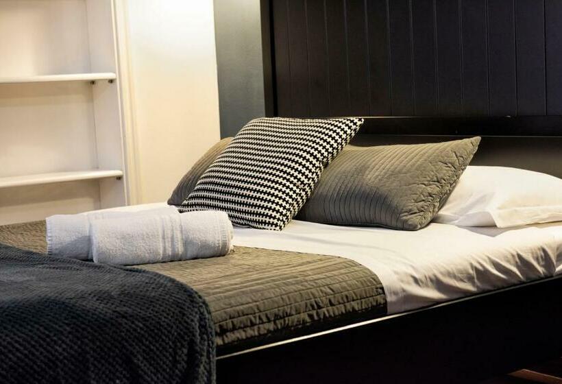 スタンダードルーム, Corso 151