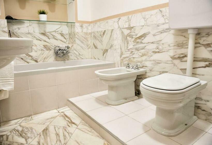 スタンダードルーム, Corso 151