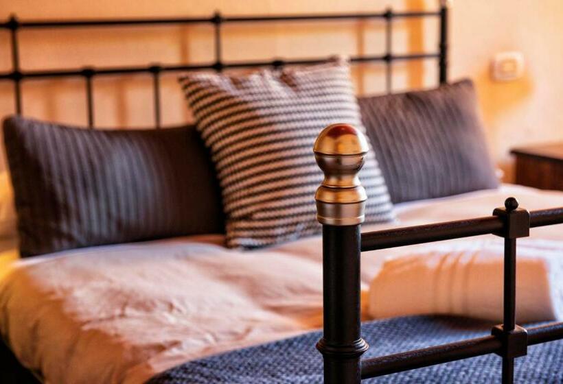 スタンダードルーム, Corso 151