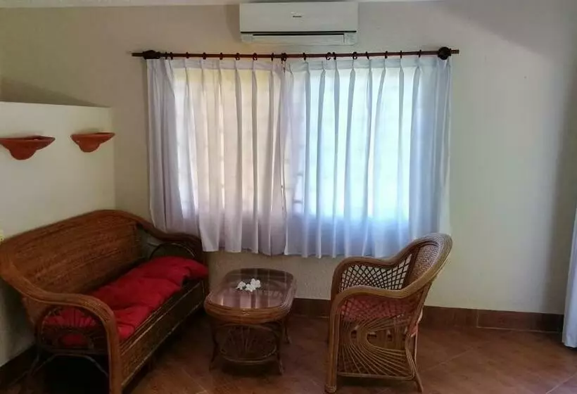 اتاق استاندارد, Q Bungalows