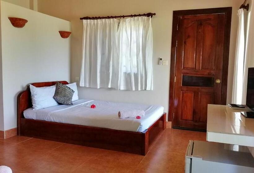 Bungalow Deluxe, Q Bungalows