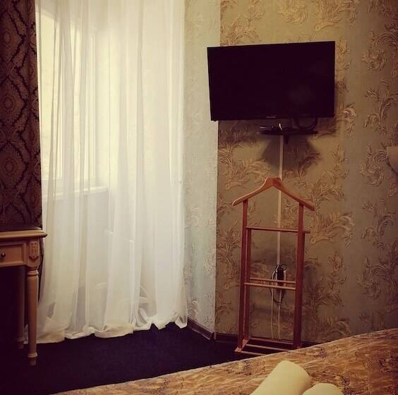 חדר סטנדרט, Continental