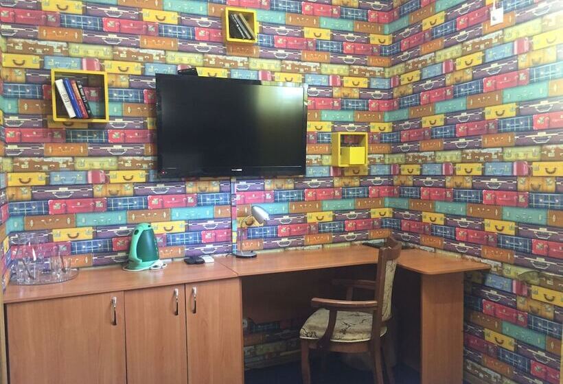 חדר אקונומי, Continental