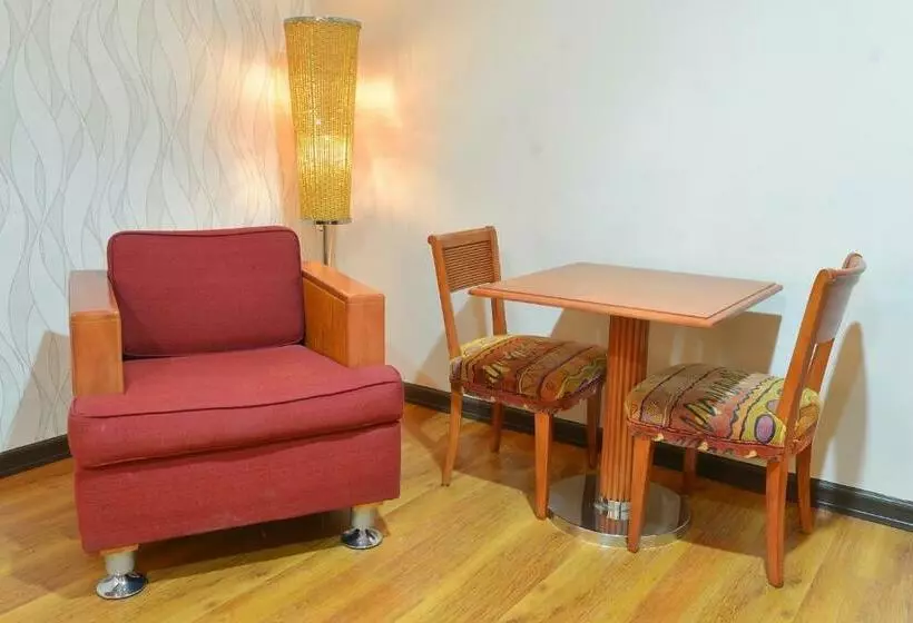 اتاق پرمیوم, Royal Suites Condotel