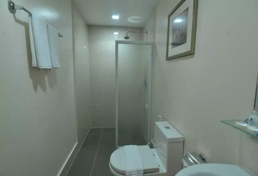 اتاق لوکس, Royal Suites Condotel