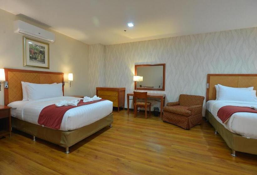 اتاق خانوادگی, Royal Suites Condotel