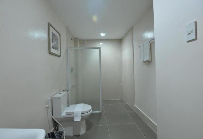 스위트, Royal Suites Condotel