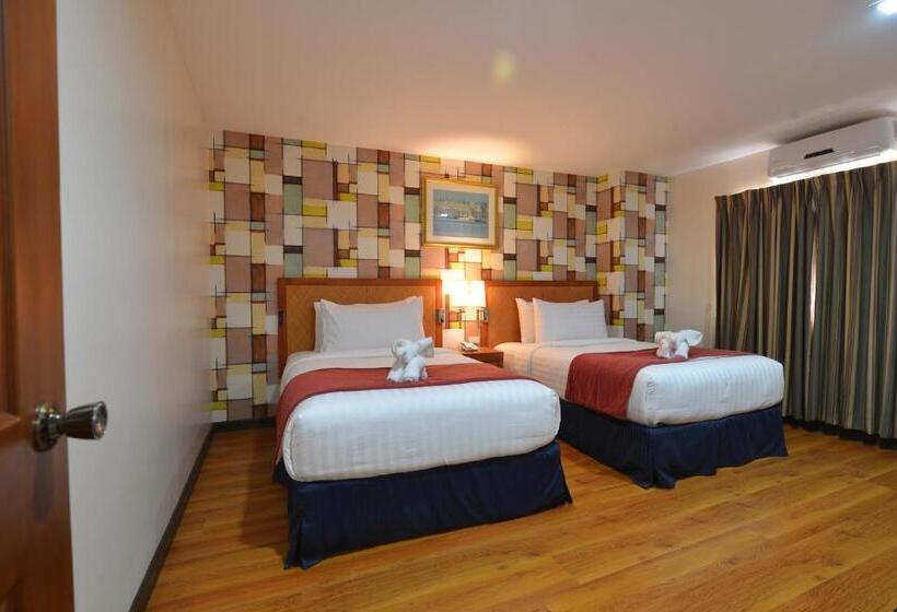 سوئیت 2 خوابه, Royal Suites Condotel