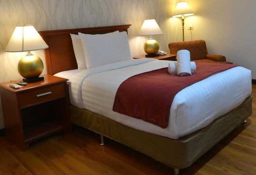 اتاق لوکس, Royal Suites Condotel