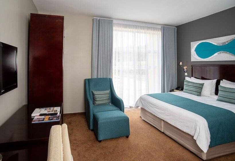 Номер Стандарт, Tlotlo Hotel And Conference Center