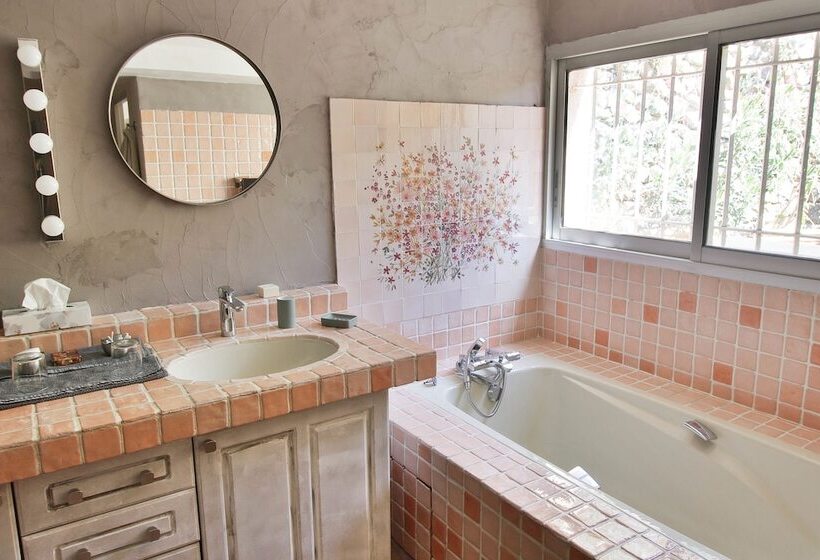 Suite with Terrace, A La Maison