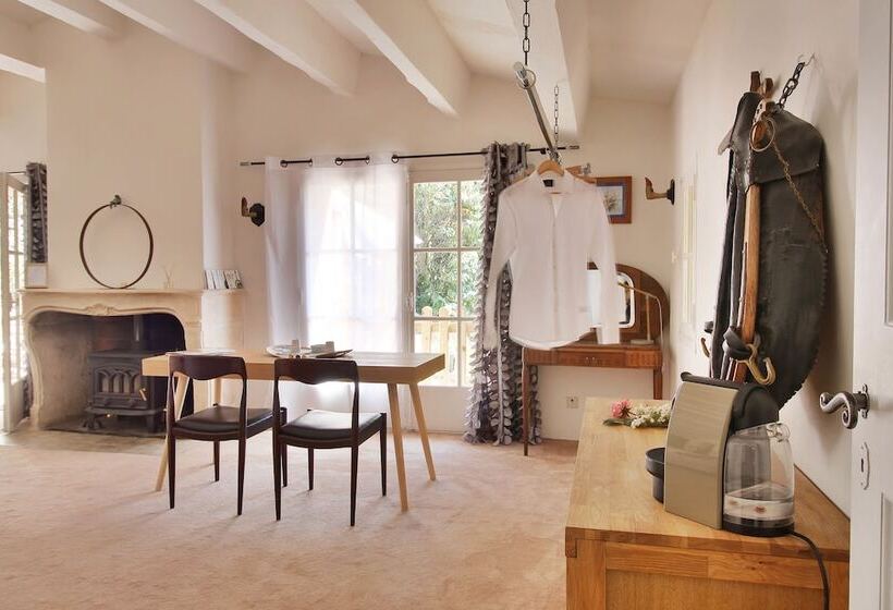 Suite with Terrace, A La Maison