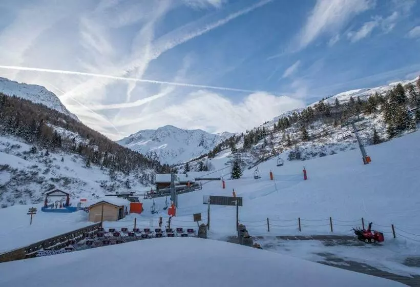 Perhehuone Vuoristonäkymä, Chalet Du Friolin