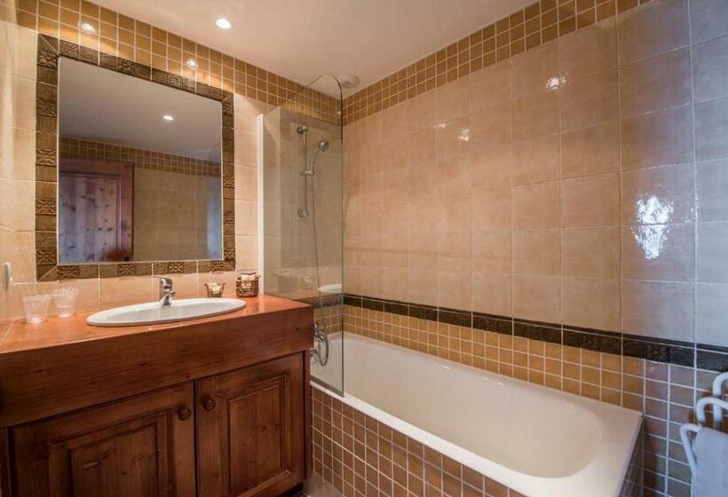 スタンダードトリプルルーム, Chalet Du Friolin