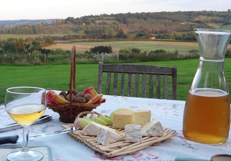 ４ベッドルームハウス, La Boursaie