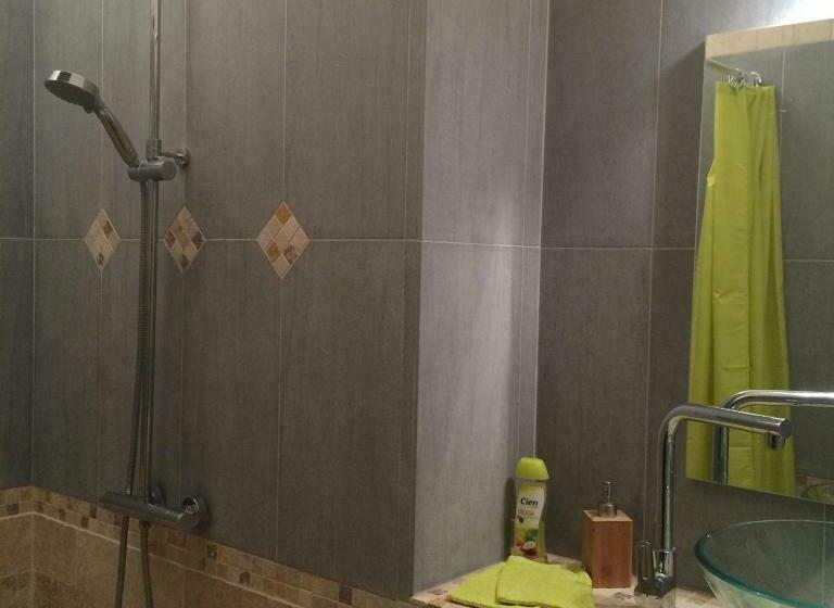 带河湖景观的套房, Moulin De Bapaumes