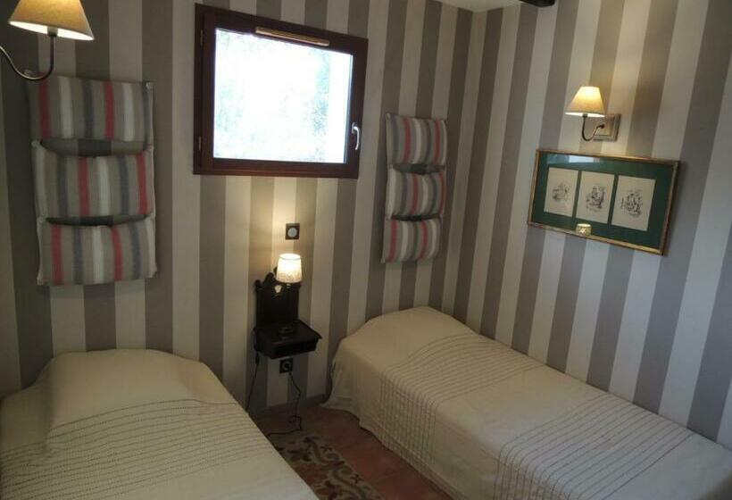 جناح عائلي, Via Bahia   Maison D Hôtes