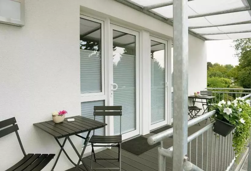 バルコニー付きスタンダードルーム, Bed & Breakfast Meerbusch