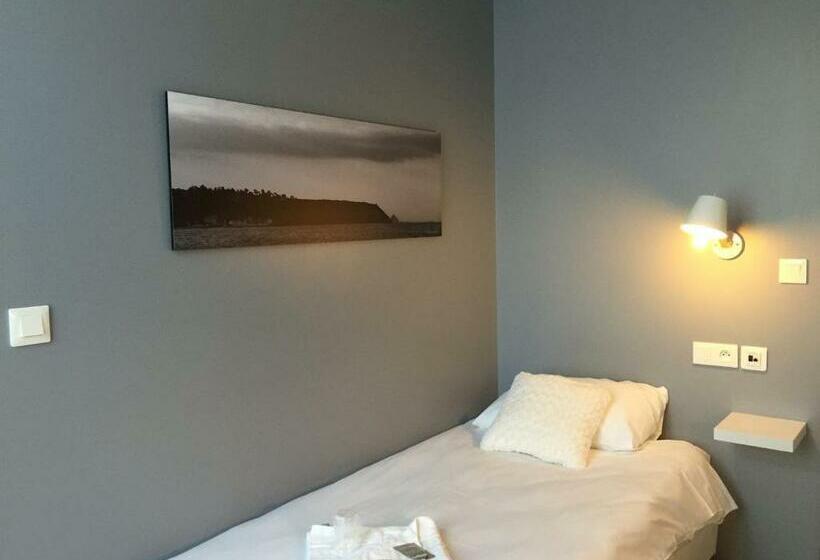 غرفة قياسية فردية, Au Bout Du Quai