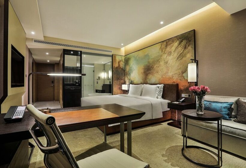 غرفة قياسية مطلّة علي النهر, Crowne Plaza Chengdu Wenjiang, An Ihg