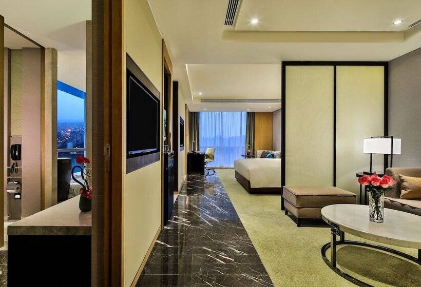 غرفة قياسية مطلّة علي النهر, Crowne Plaza Chengdu Wenjiang, An Ihg