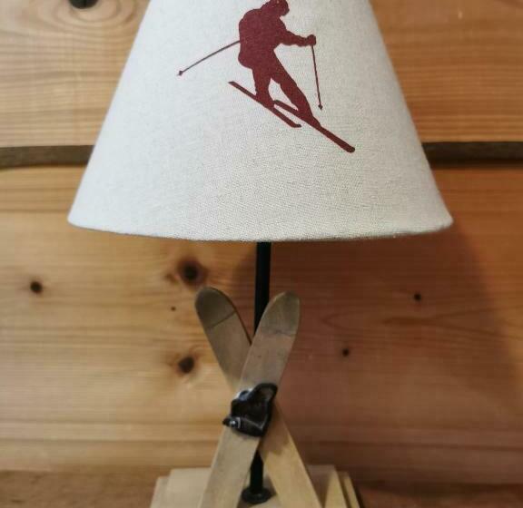 패밀리 룸, Hôtel Au Feu De Bois Bar à Vin Le 1605