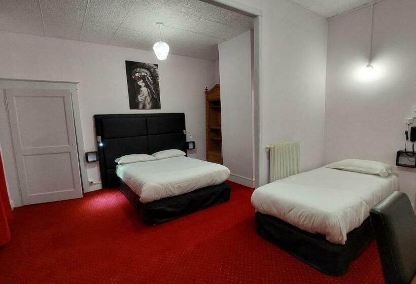 스탠다드 트리플 룸, Hôtel Du Palais