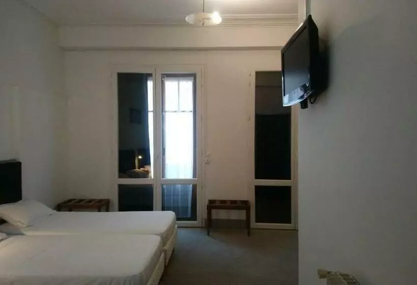 スタンダード４人部屋, Hôtel Du Palais