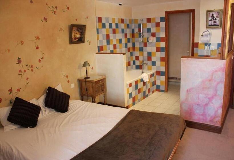 Standard room with outdoor bath, Le Thy