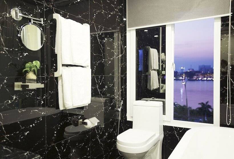 2 Bedrooms Apartment River View, Palmier Hotel   Art House Da Nang