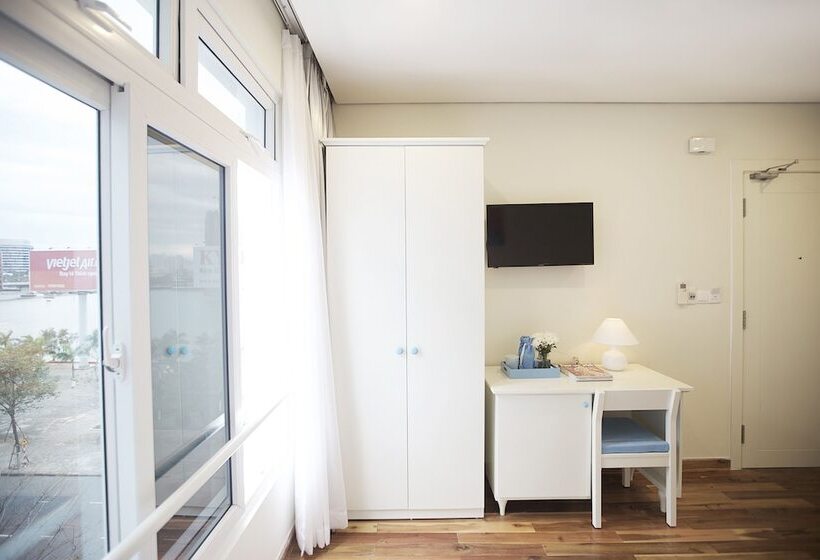 2 Bedrooms Apartment River View, Palmier Hotel   Art House Da Nang