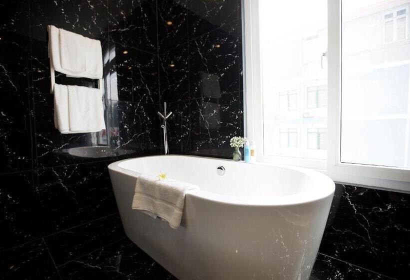 2 Bedrooms Apartment River View, Palmier Hotel   Art House Da Nang