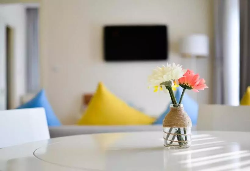 آپارتمان 2 خوابه, Palmier Hotel   Art House Da Nang