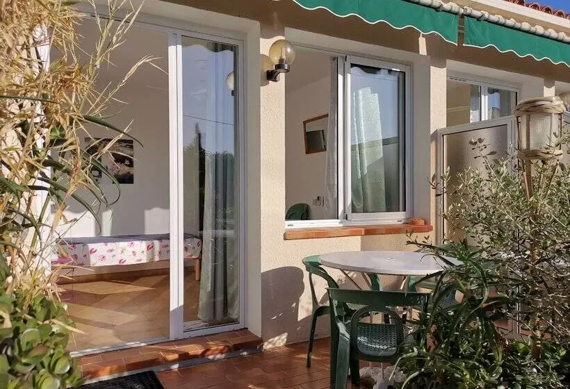 ファミリールーム, Hôtel Punta E Mare Des Chambres Ou Des Appartements T2