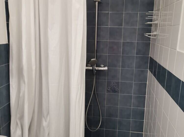 ファミリールーム, Hôtel Punta E Mare Des Chambres Ou Des Appartements T2